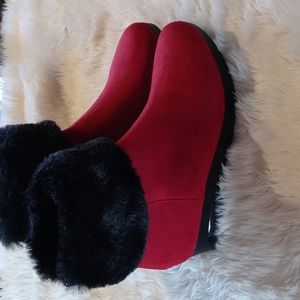 Boots red 7.5